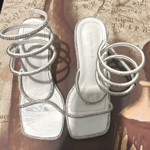 Worn a couple of times woman Size 8 azalea wang